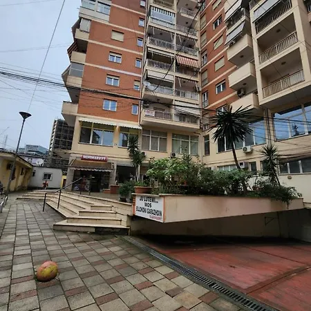 Kalpazo Skanderbeg Square דירה טיראנה